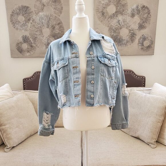 Forever 21 Cropped Distressed Frayed Denim Jacket Sz Med - Picture 2 of 11